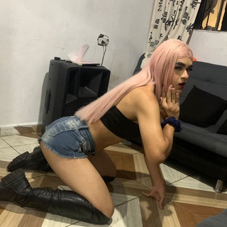 Aisha_luxury_c