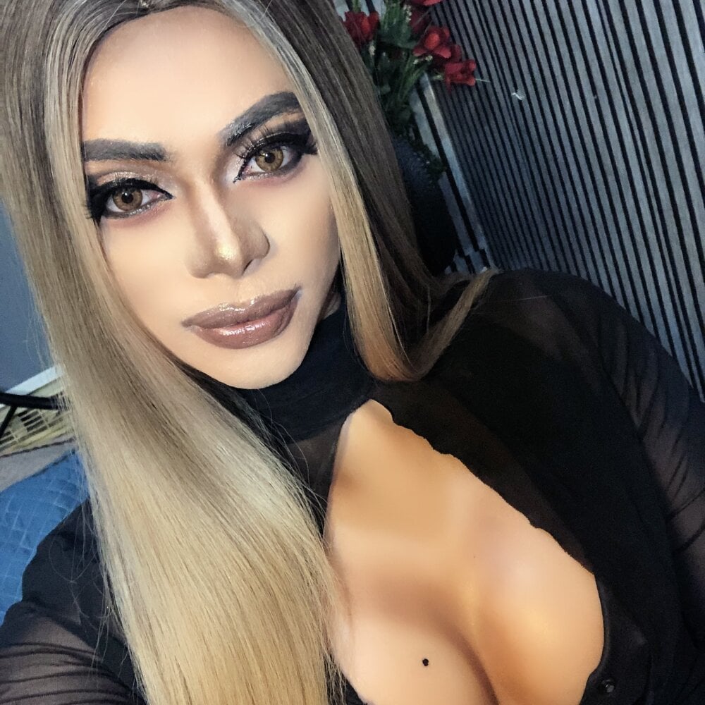 Model AlisonCox