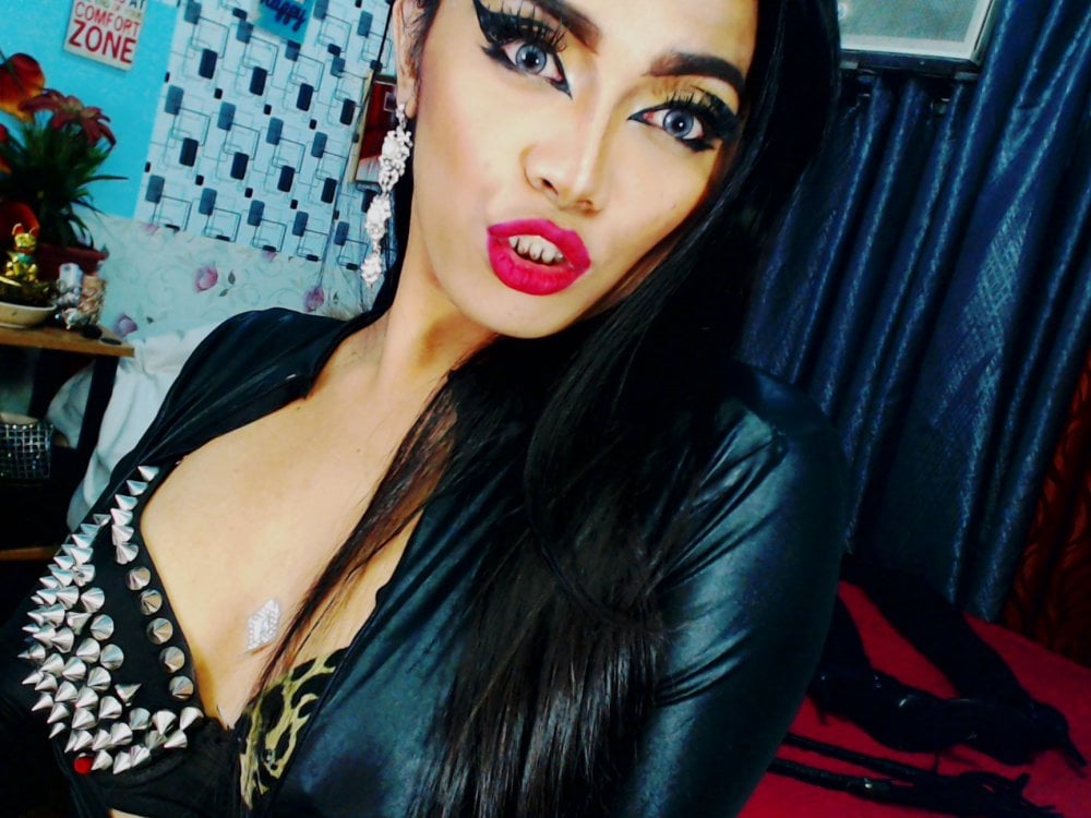 Model AsianQueenAlexaXx