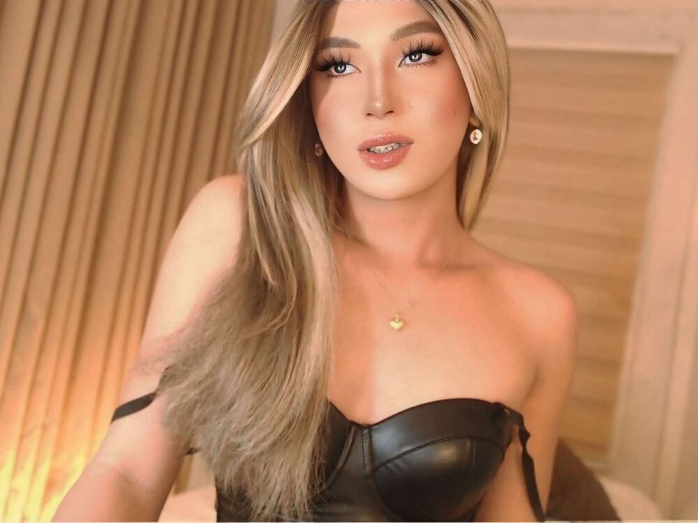 Model BarbaraPalvin_Ts