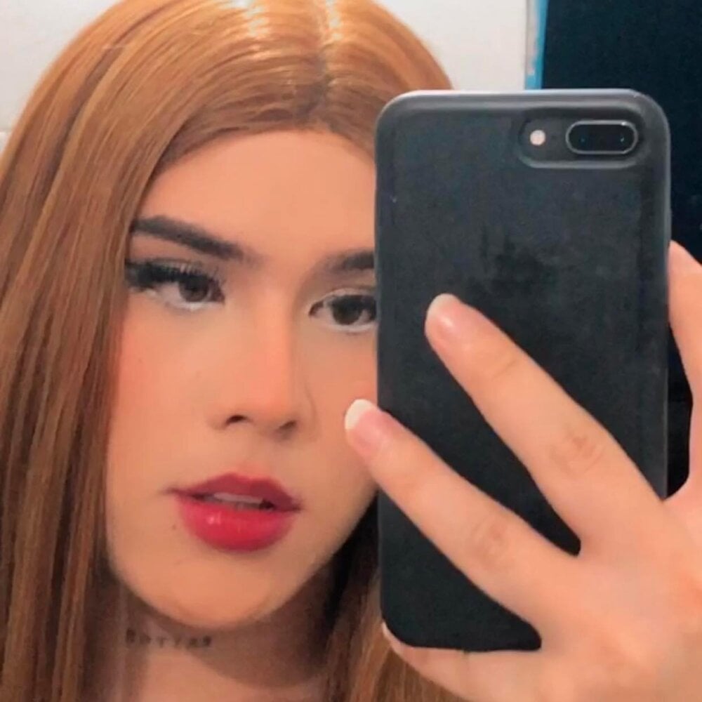 Model Callmemiistress