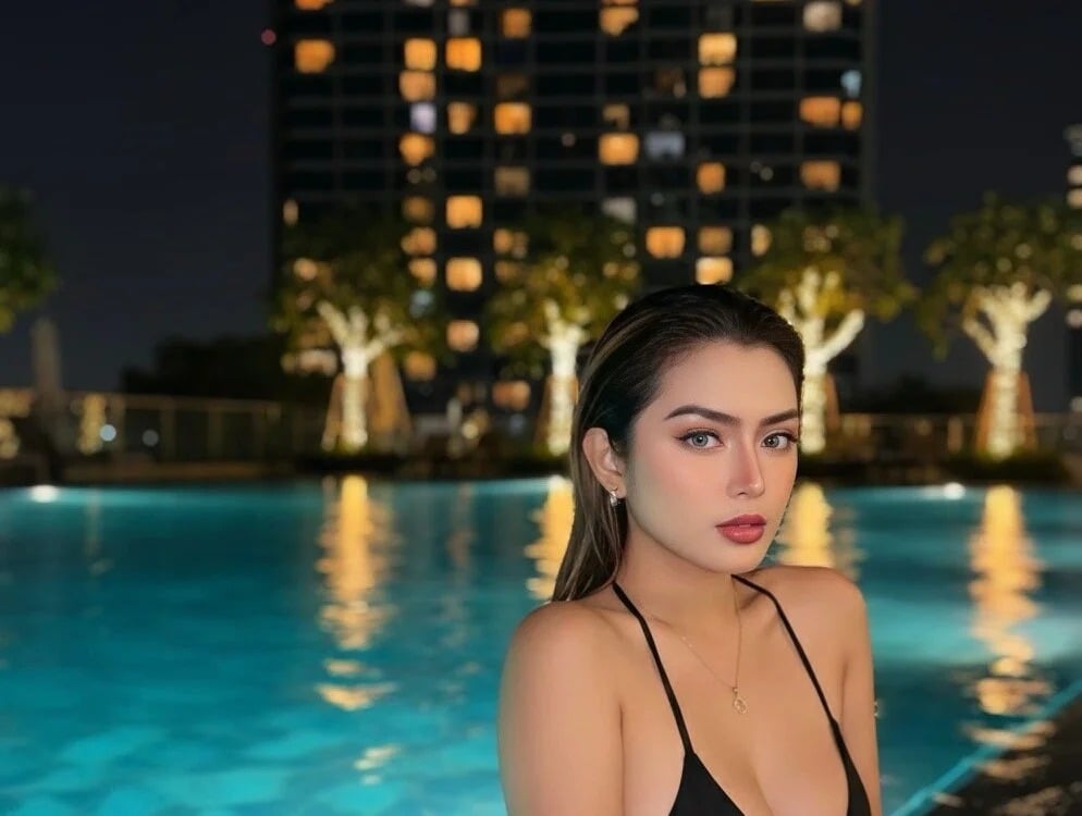 Model CatherineBonavich