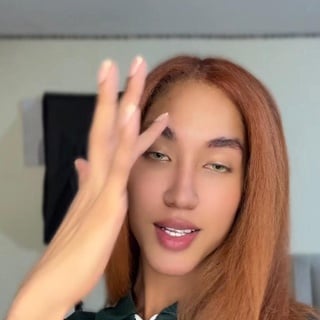 Chloe_Celeste