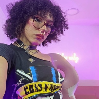 Dark_nina_