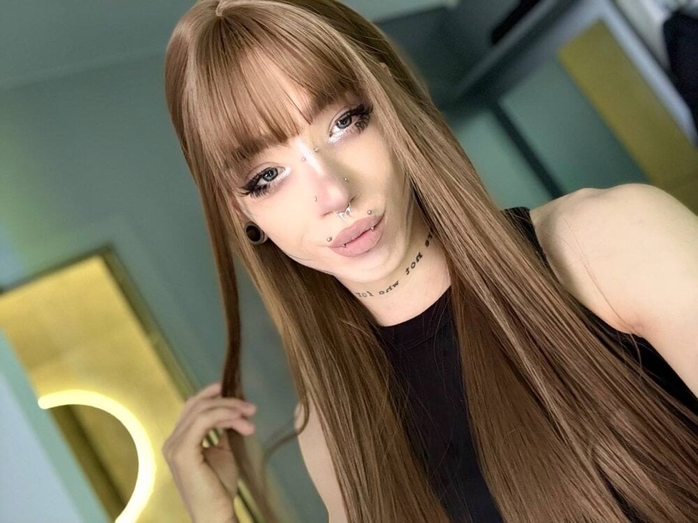 Model Dasha_WEYT