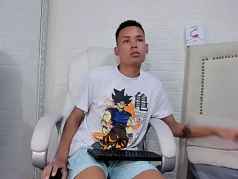 Model Dominic_Divaio