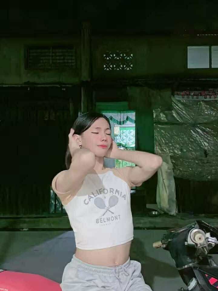 Model EXOTICGEORGINA