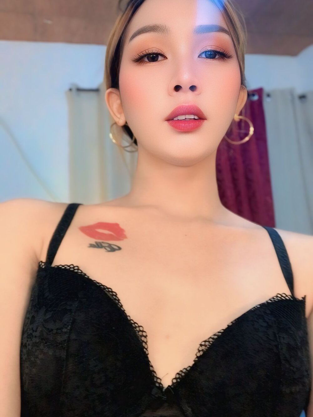 Model Ella_licious69