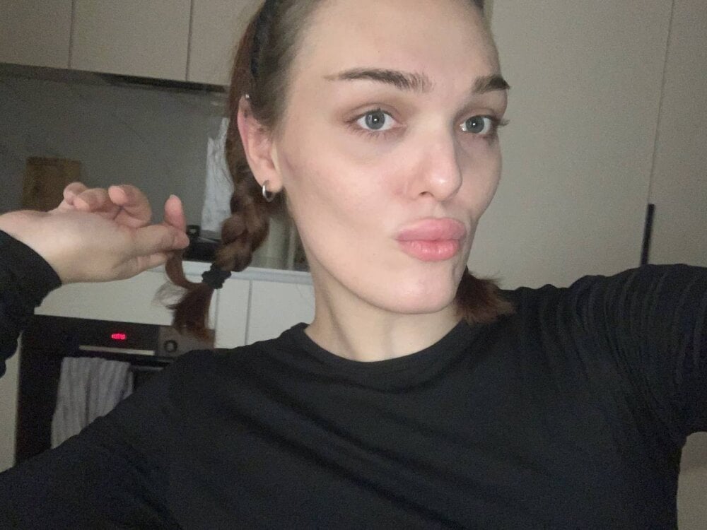 EmiliaRhodes's Chat Model EmiliaRhodes