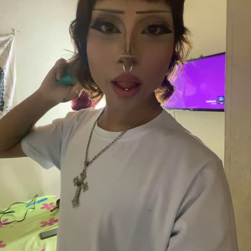 Model Ghoticalt_jimenez