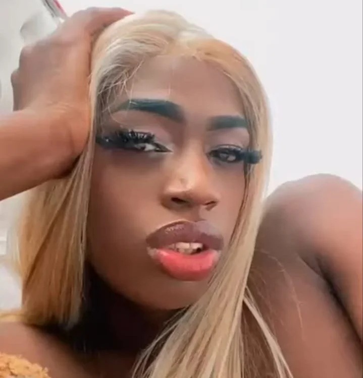 Model HUGE_BLACKCOCK