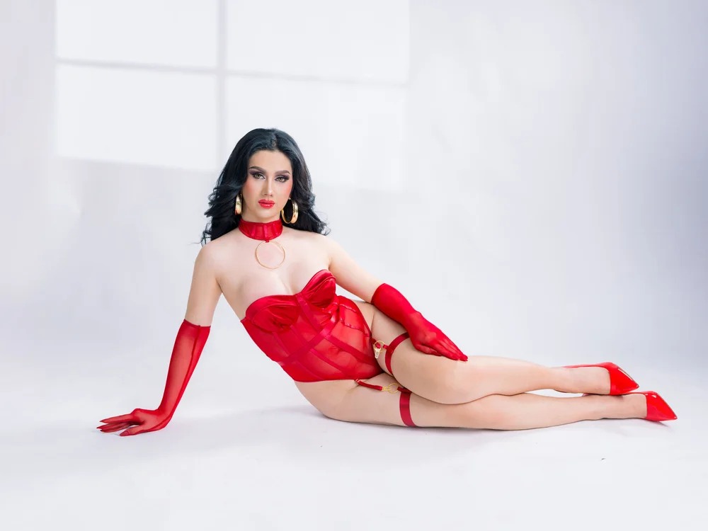 Model HolyGoddess_