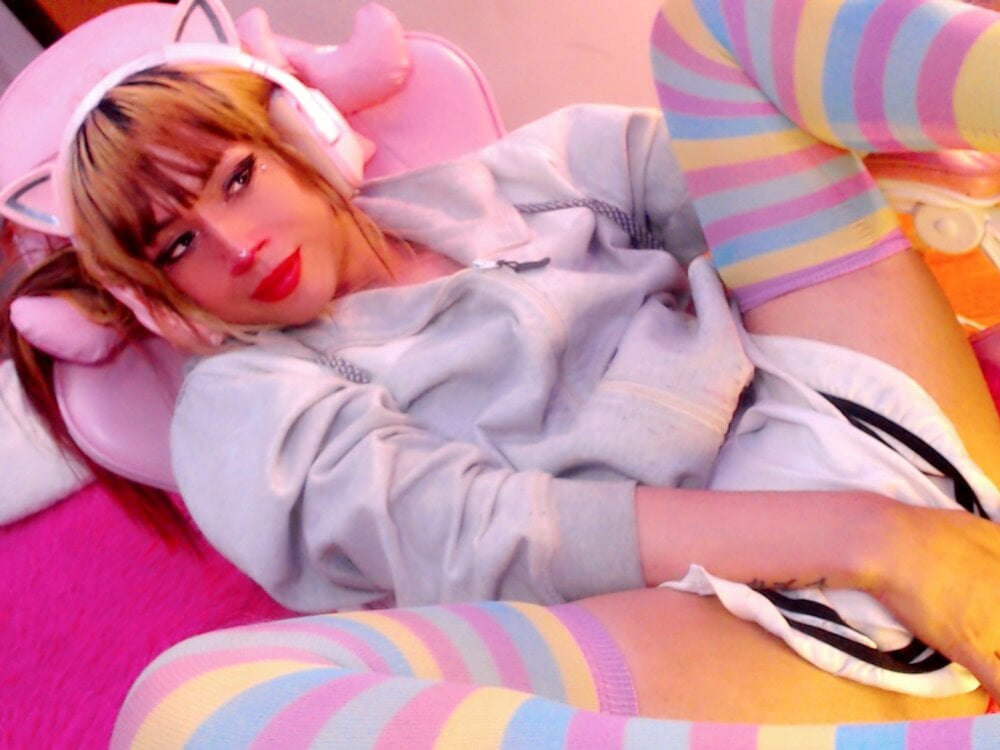 Model KatyValentLLC_