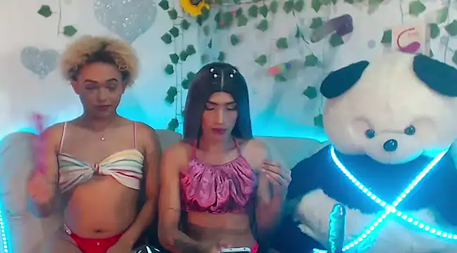 Model KimberlyXtreme