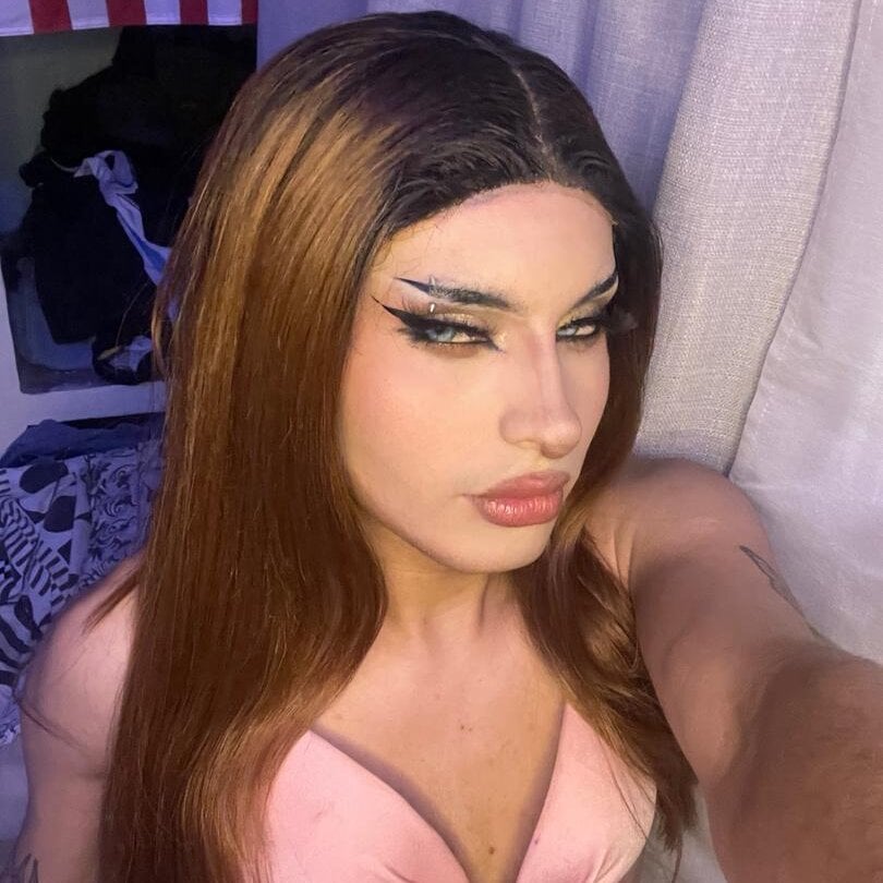 Model Lisa_sparkleee