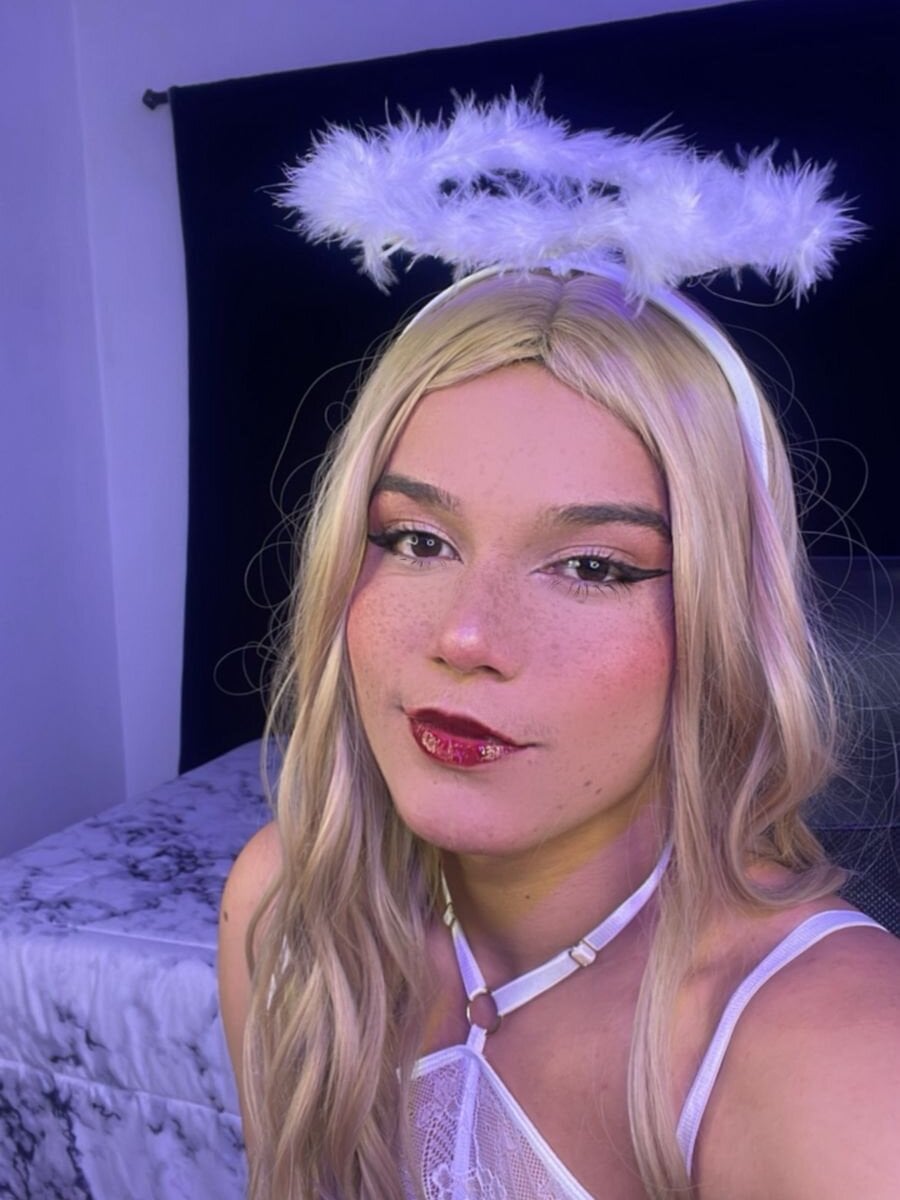 Model MISS_SAMMYROSE