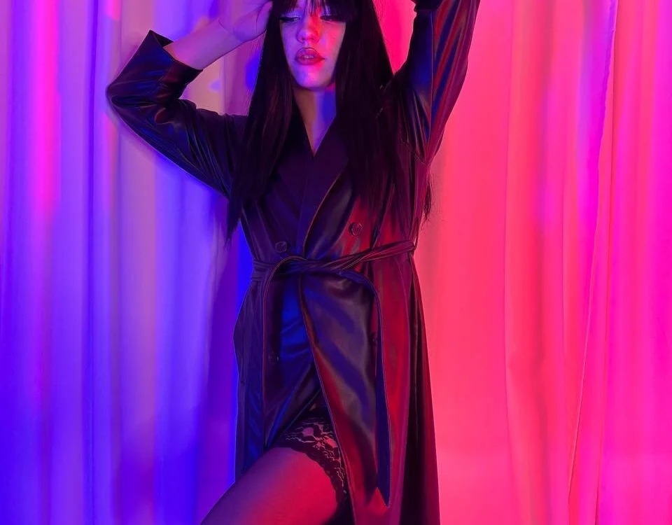 Model Madison_dolly