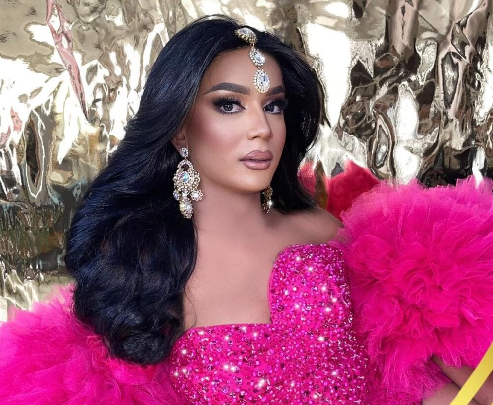 Model MadissonAbondax_