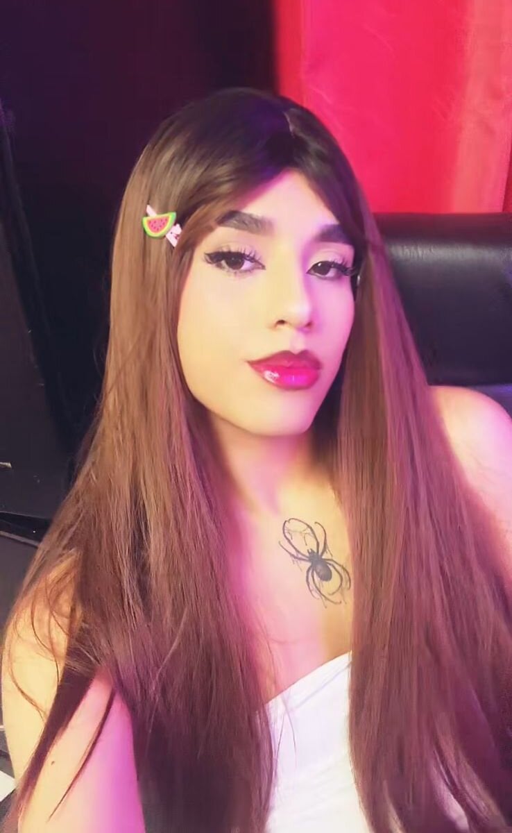 Model Mia_Blossoml__