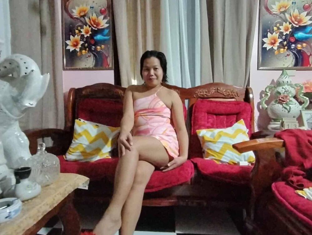 Model Pinay_mayla