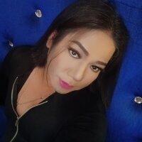 Model PreciousWhiteTs