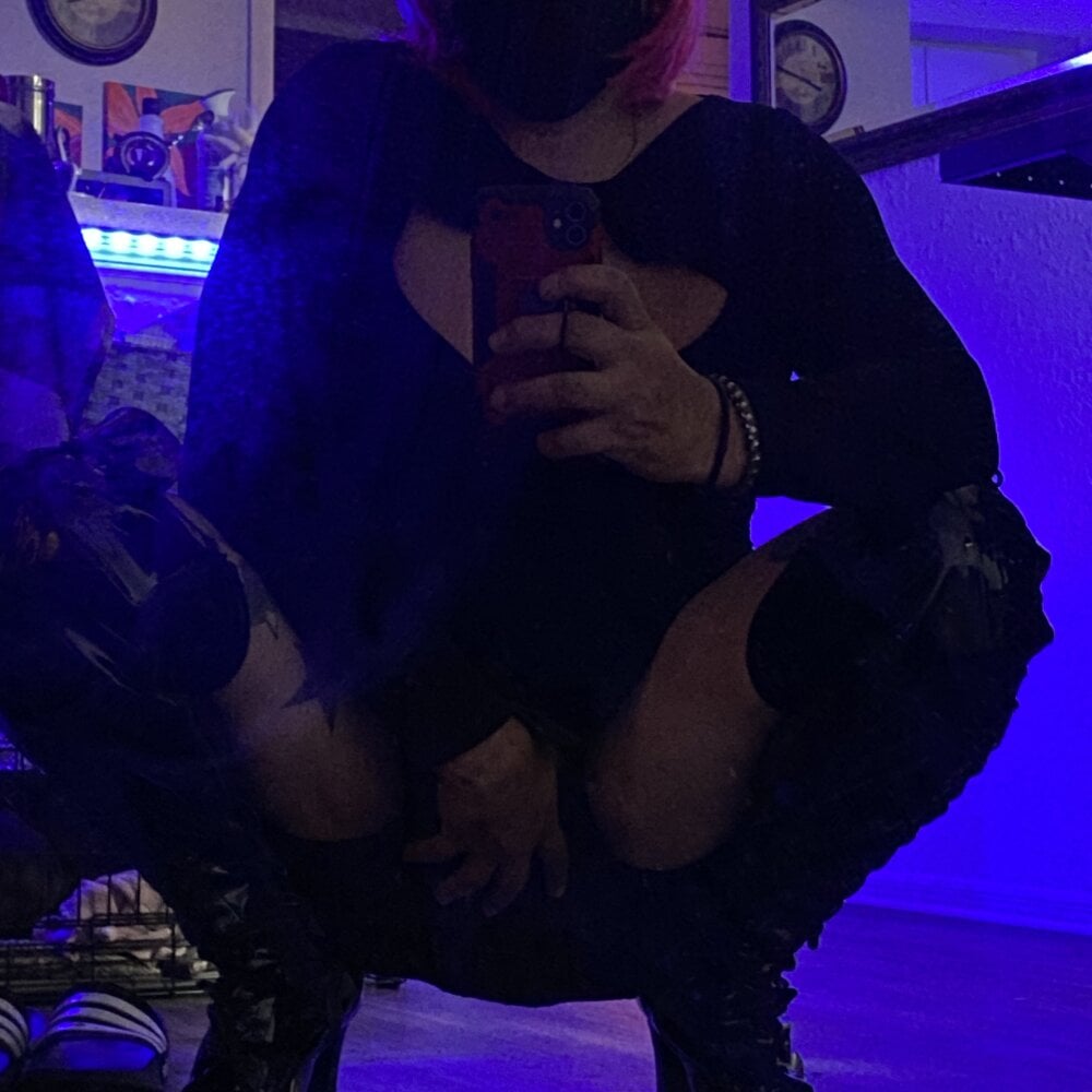 Model PrincessJezebel