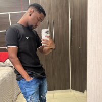 Model RaphaelFerrazFTM