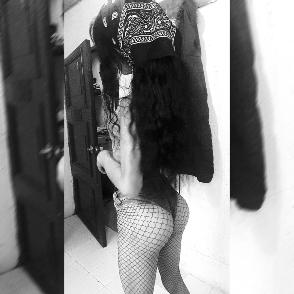 Model Sarassex