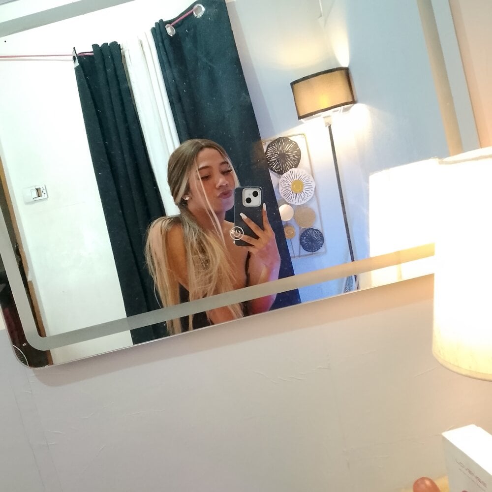 Model Seductive_nathalie