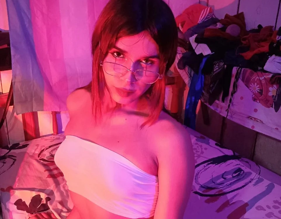 Model Shadow_Queen666