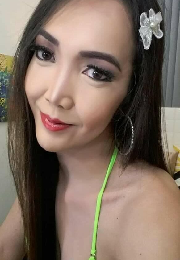 Model SweetAngelicTrans