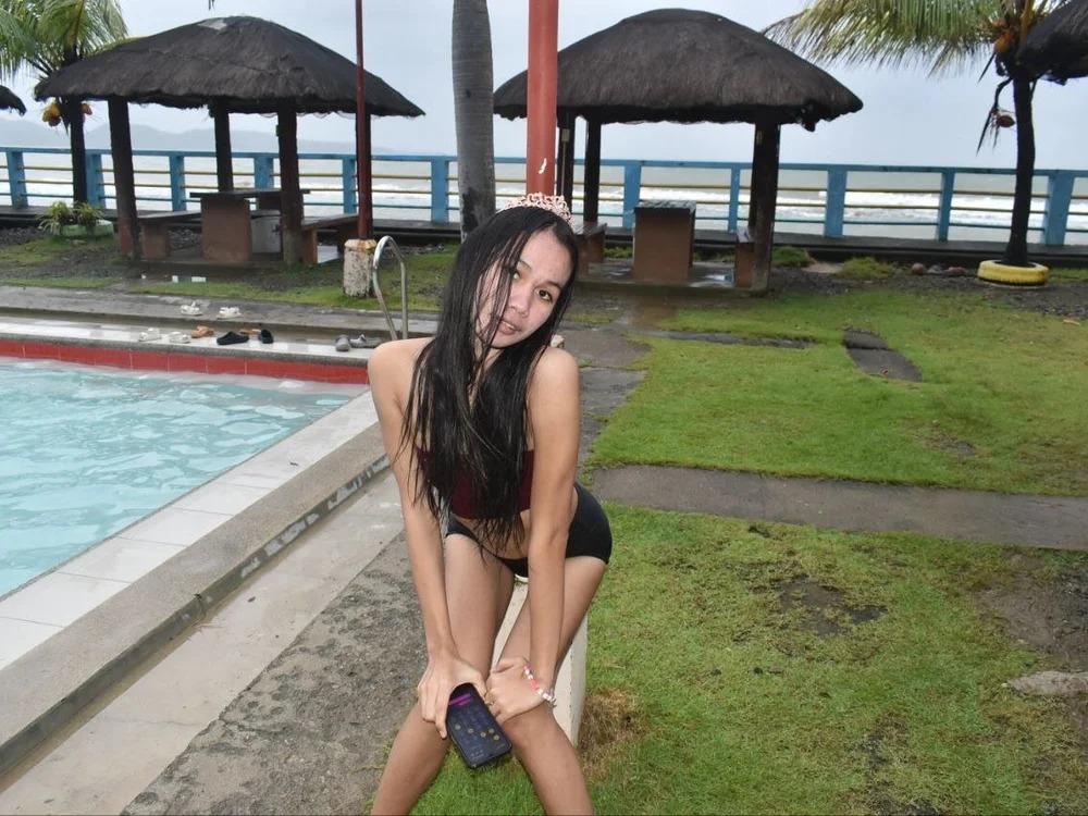 Model TransHotAndSlim