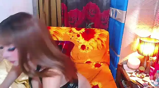 Model TsBitchGodd3ss1