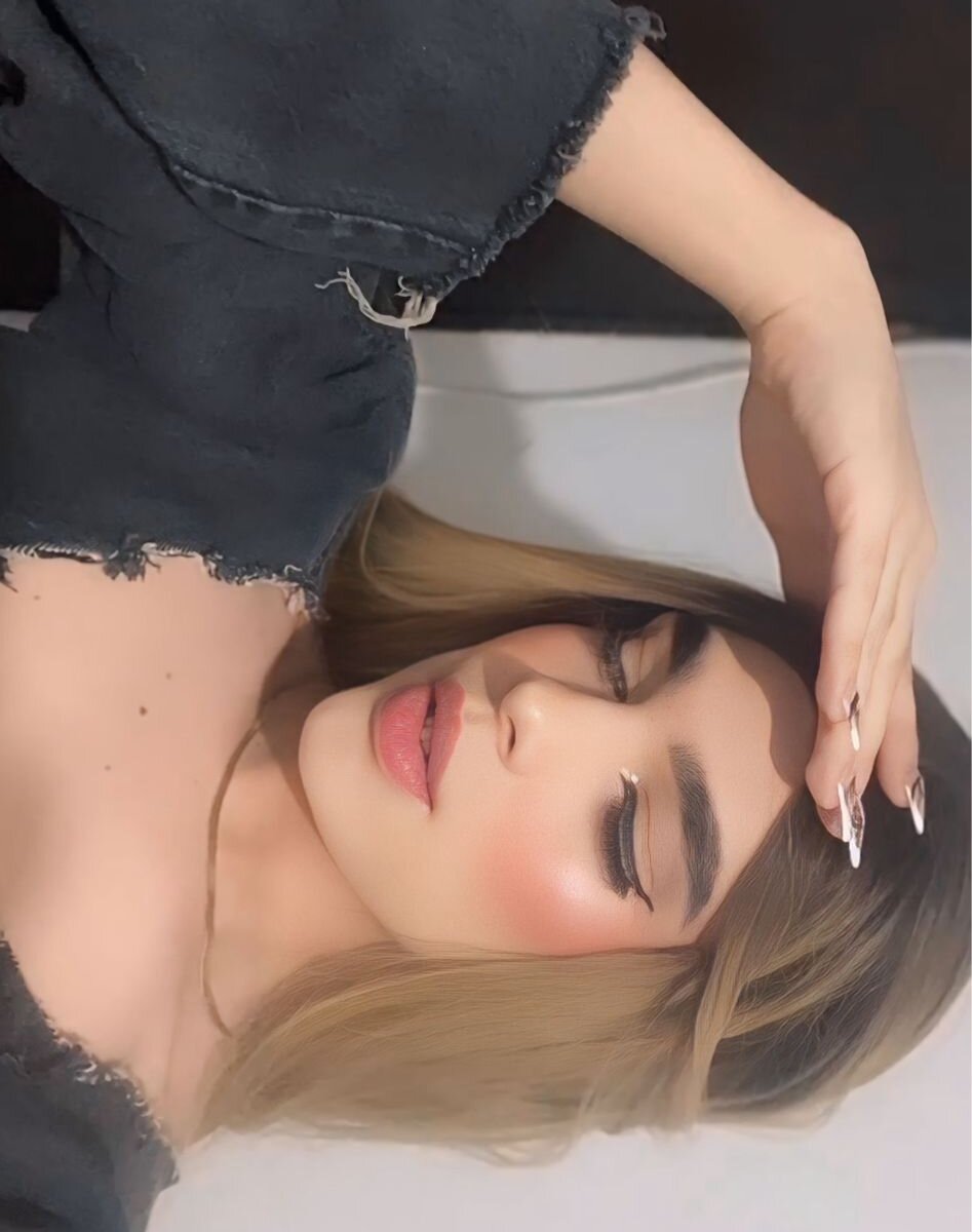 Model Valery_Rosse__