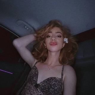 Vanessa__Ray