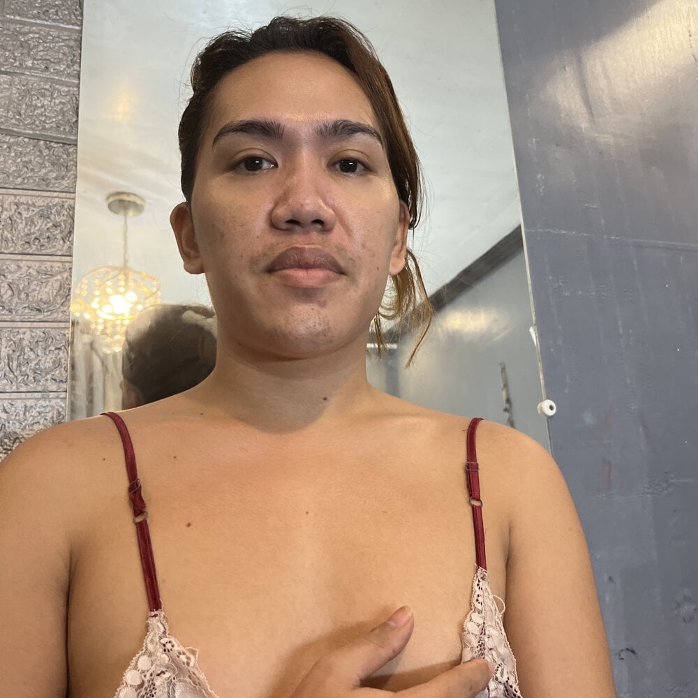 Model Xhugejerkingtrans