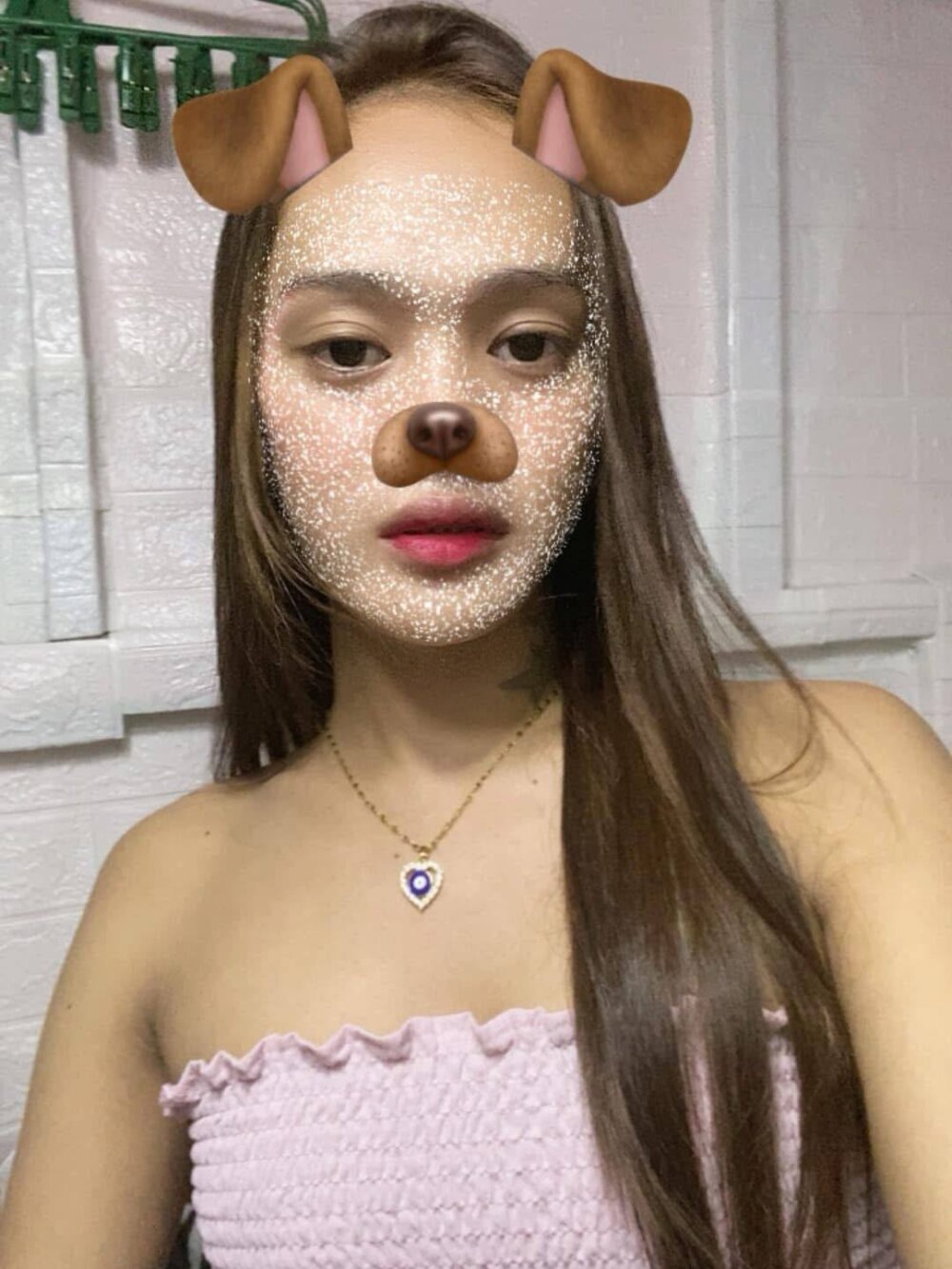 Model XxWildTsClaraHugeCockxX