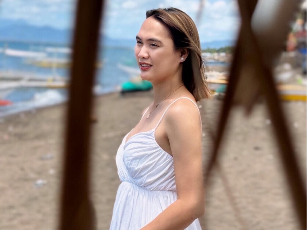 Model YourPrettyVeronica_TS