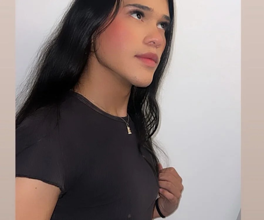 Model _ISALITTLESTAR_