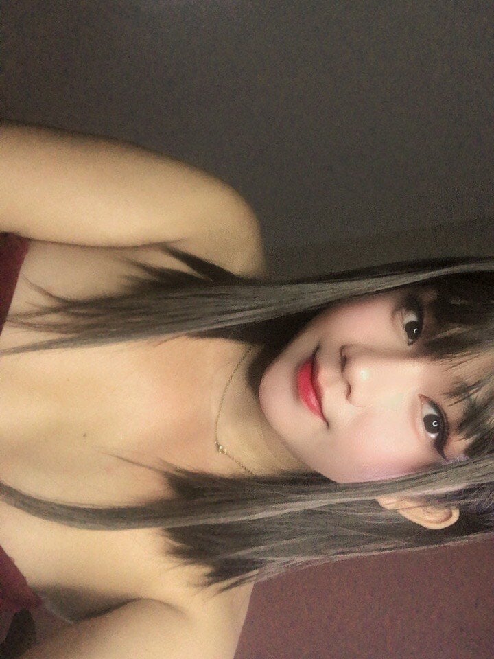 Model _YourNaughtyDoll_