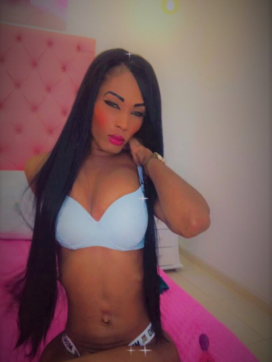 Model christialexaa