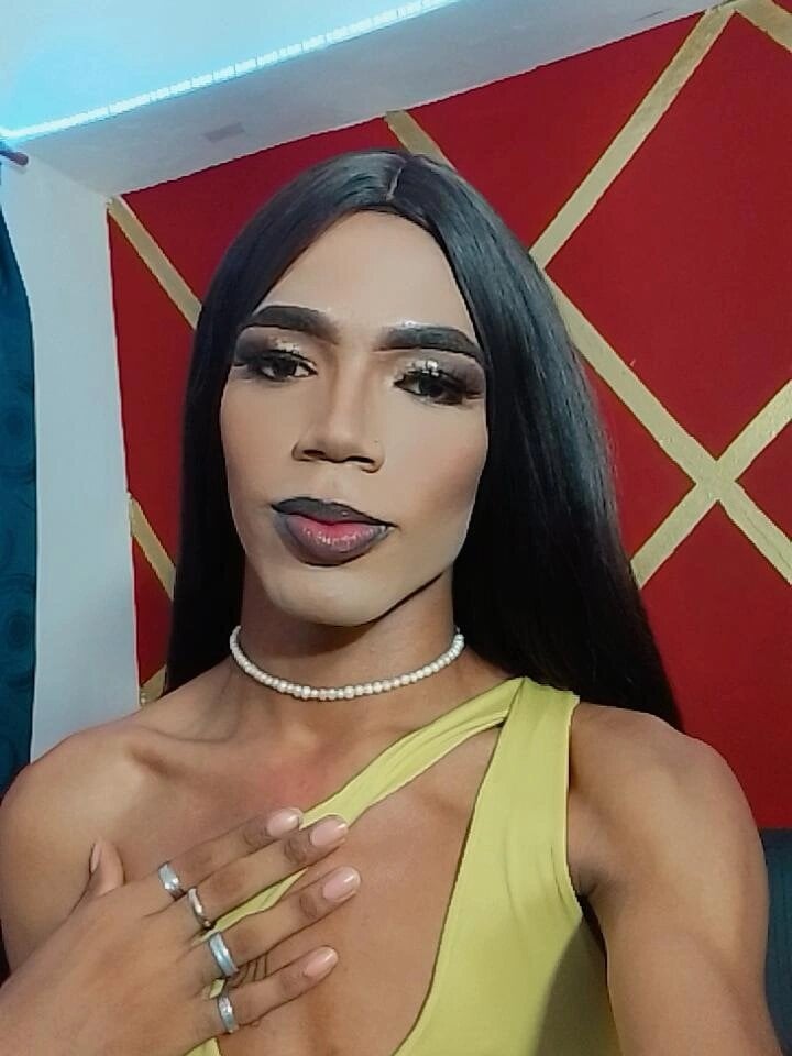 Model dirtygirhotx25