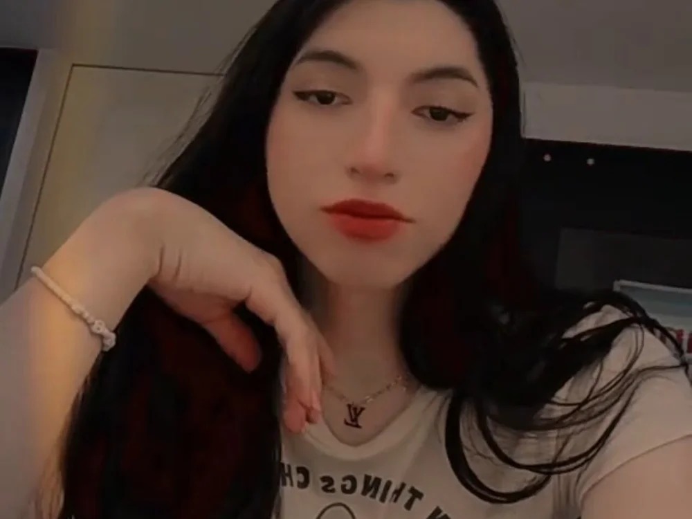Model dulcepecado693