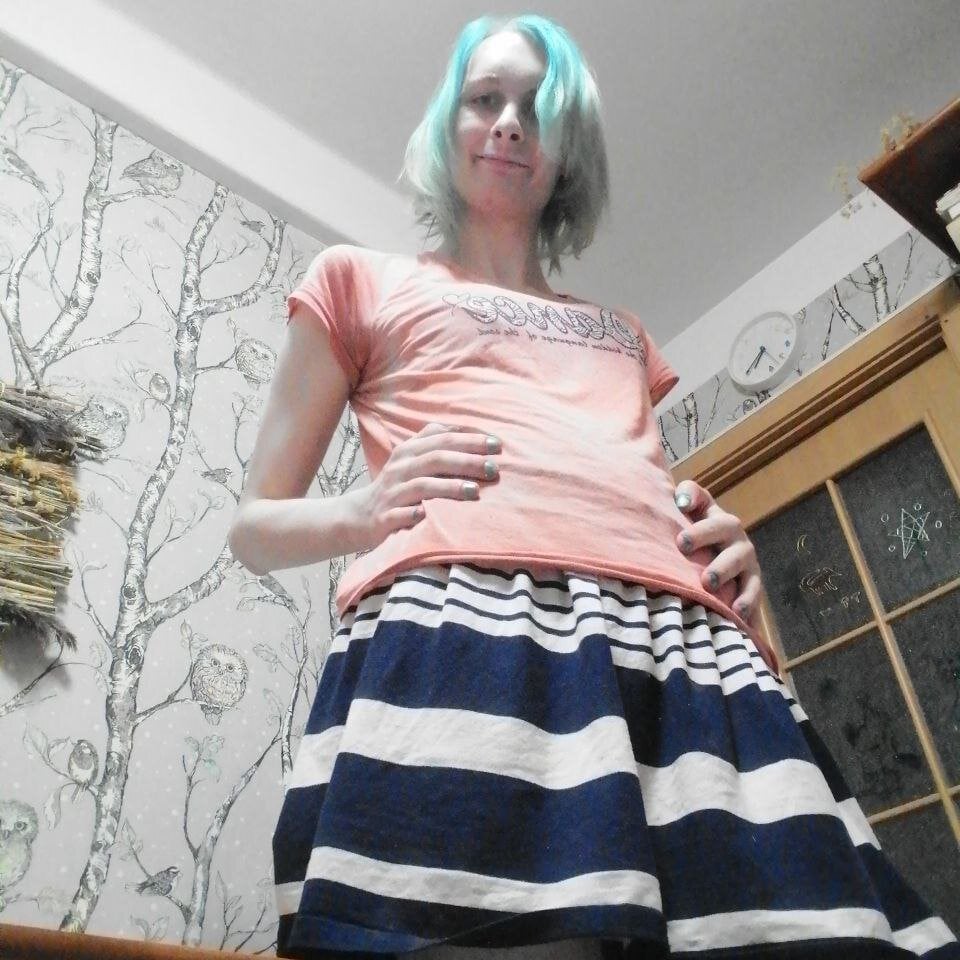 Model hell_girlll
