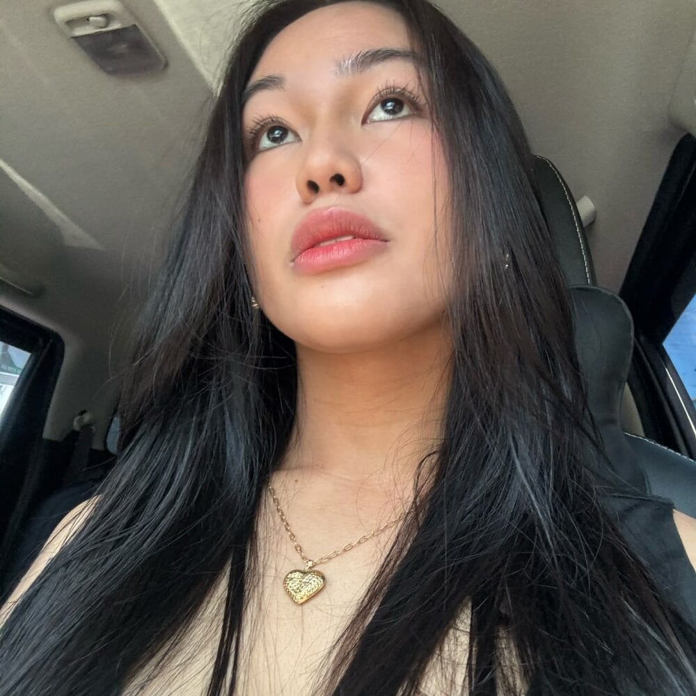 Model secret_lover28