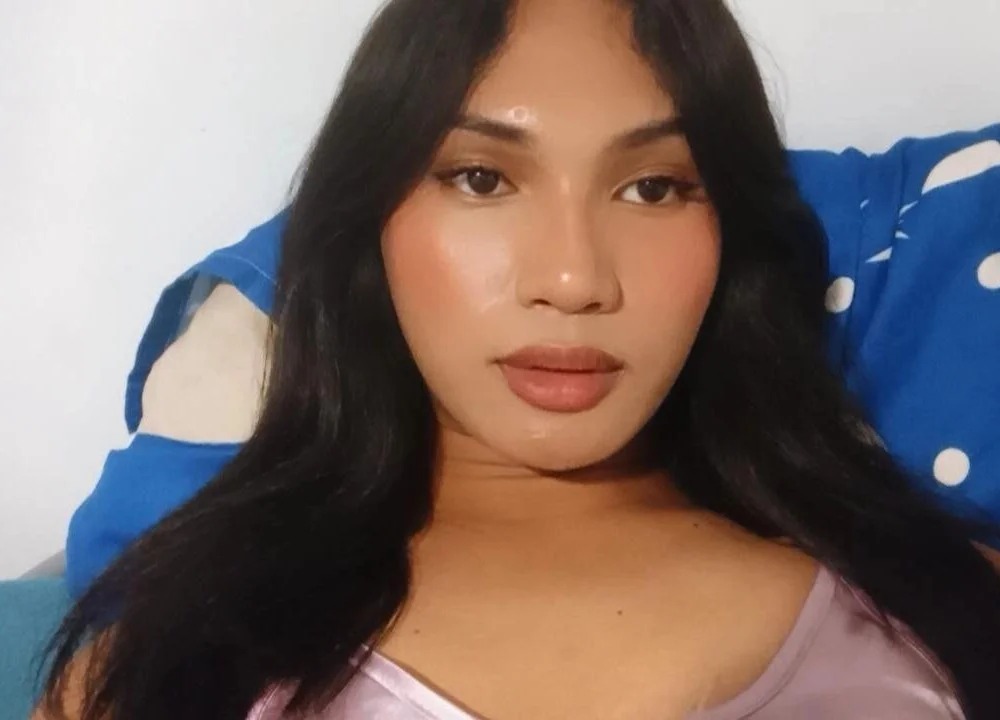 Model slutty_aki