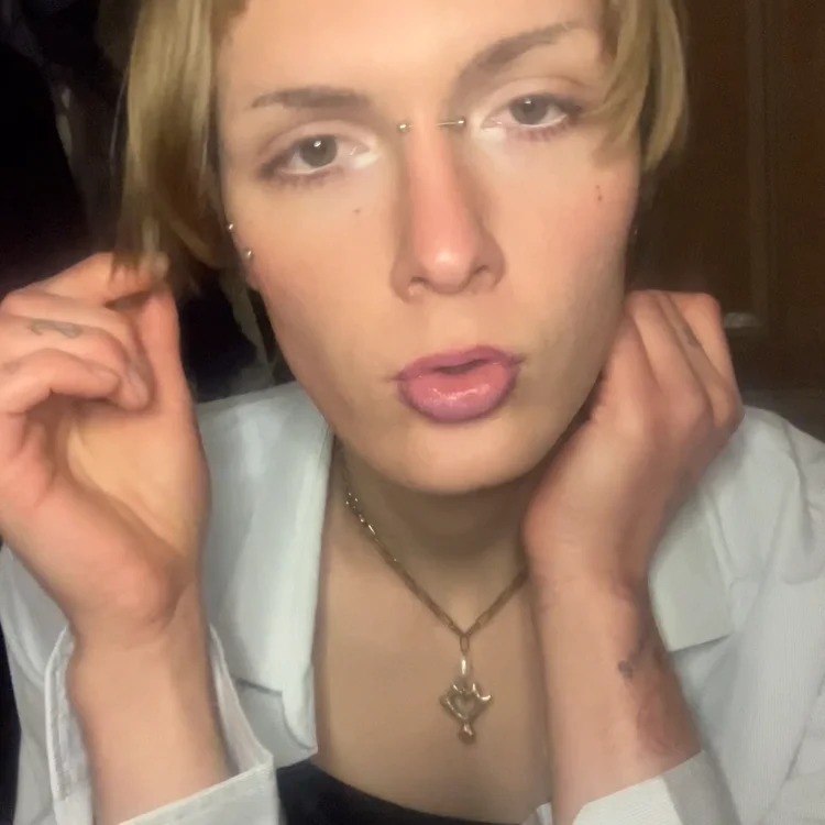 Model sofiesoft777