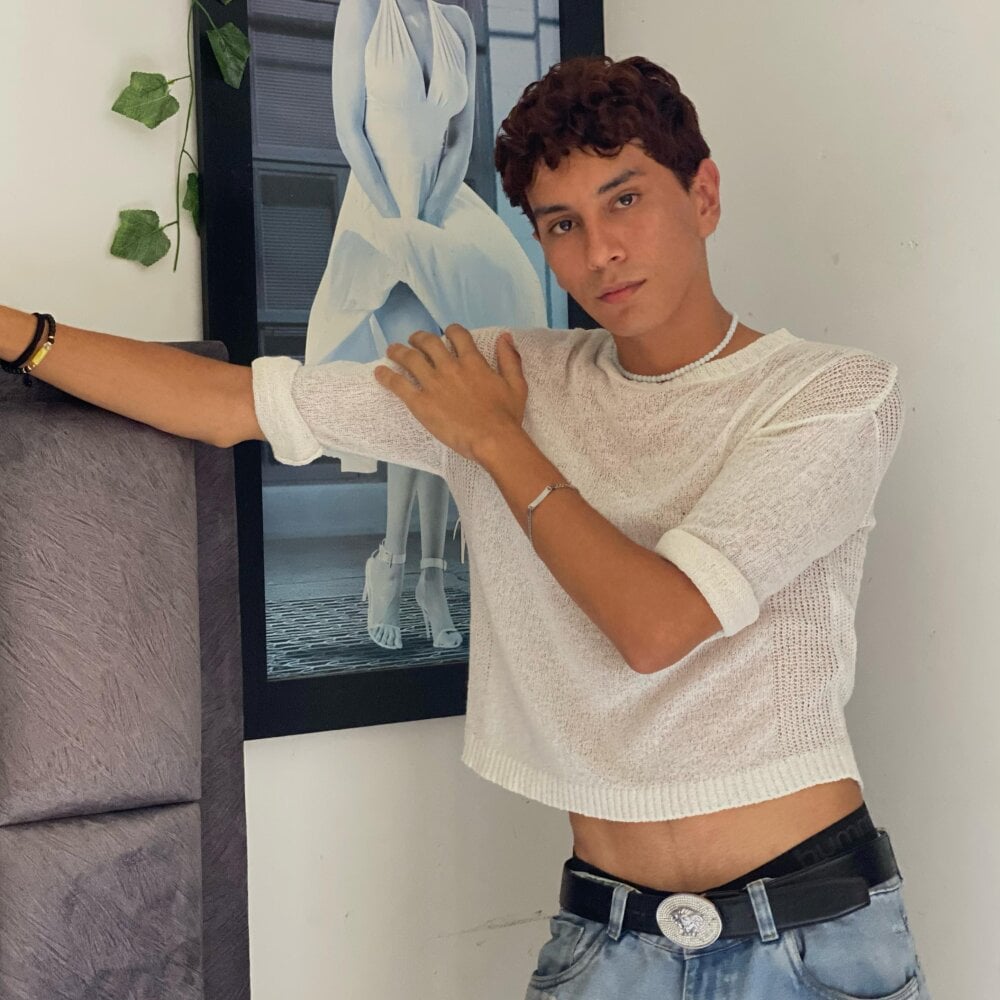 violeta_hillsss's Chat Model violeta_hillsss