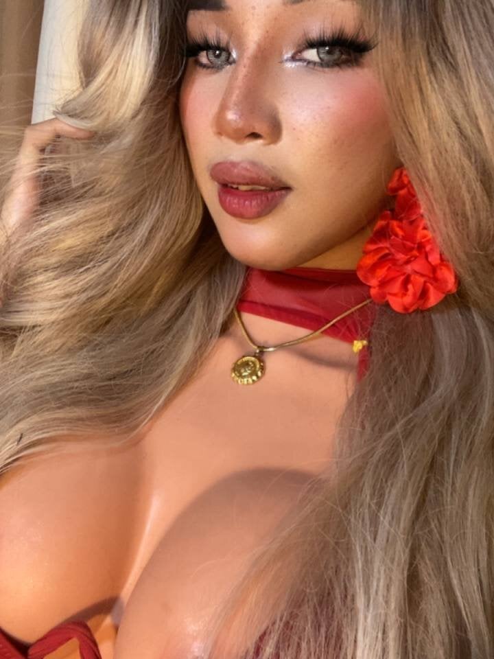 Model xUrGoddess_Bellax
