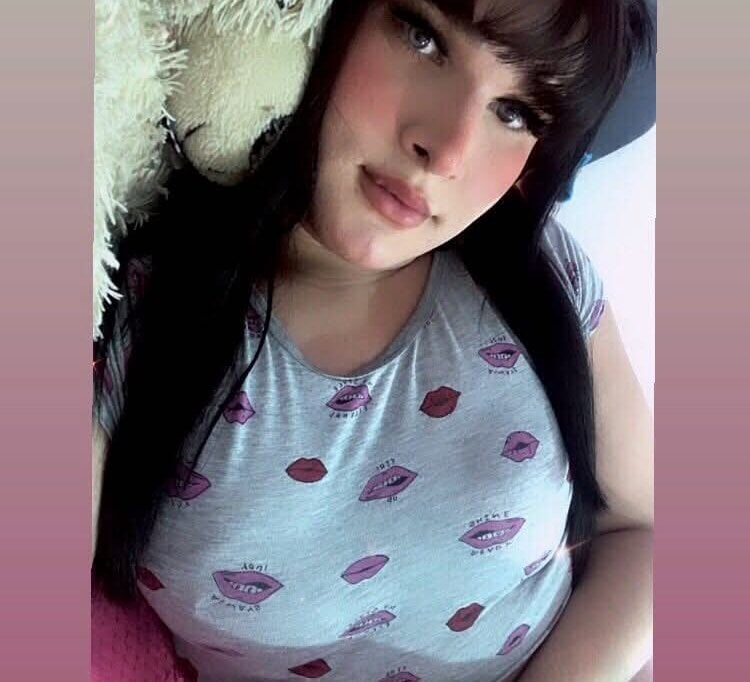 Model x_daniiela_x
